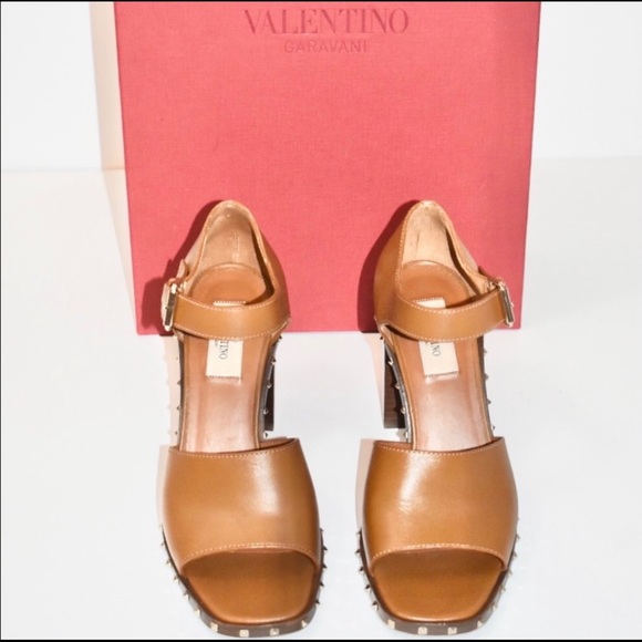 VALENTINO Rockstud Sandal - Picture 5 of 11